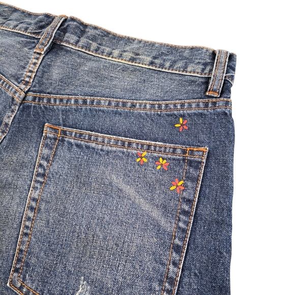FP We The Free Fields Of Sun Butterfly Daisy Denim Shorts Distressed Size 28 - Picture 6 of 8